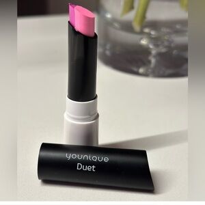 New, Unused Younique Duet Vibrant Pink Lipstick